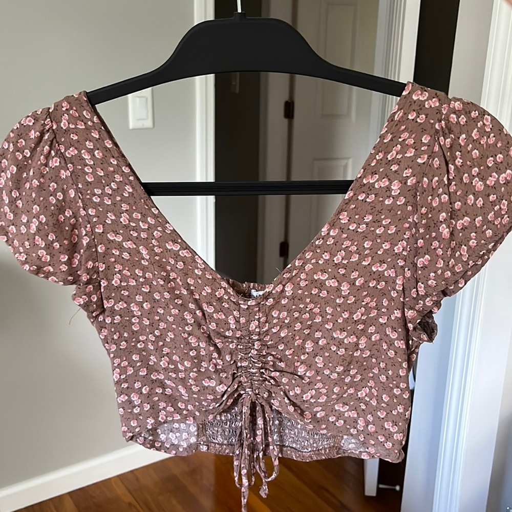garage crop top/blouse